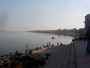 The placid Ganga from its ghats...